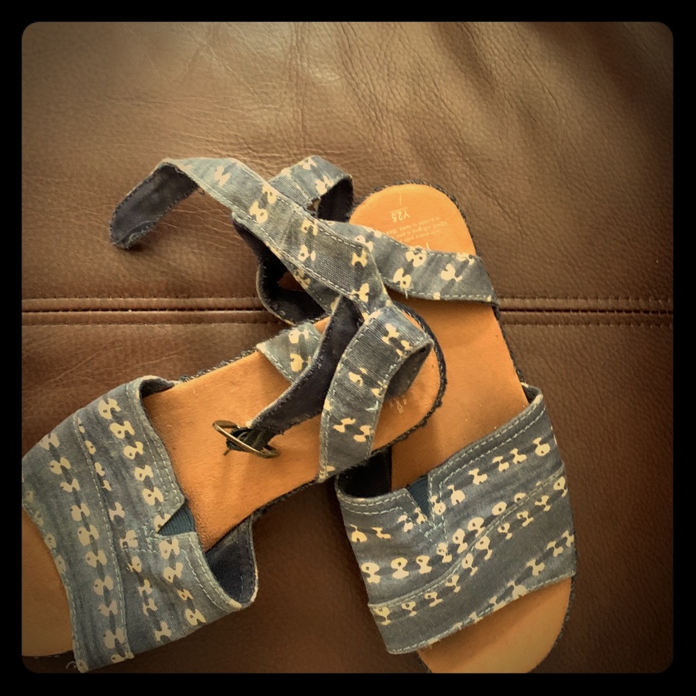 Tom’s Sandals